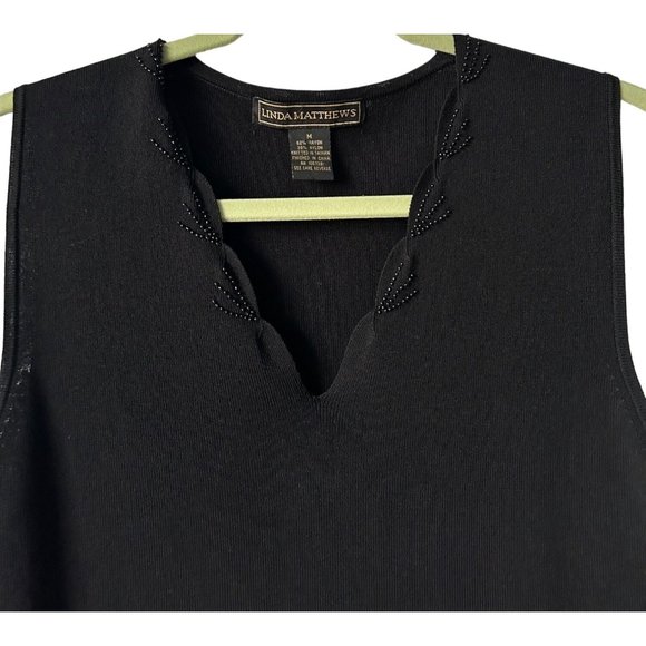 Linda Matthews Women's Black Beaded Trim Sleeveless Top Size Medium - Picture 3 of 8